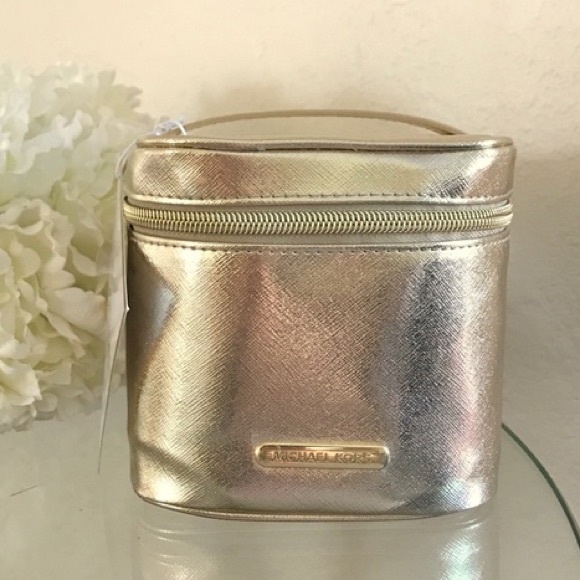 Michael Kors Handbags - MICHAEL KORS Cosmetic Makeup Travel Bag Case Pouch